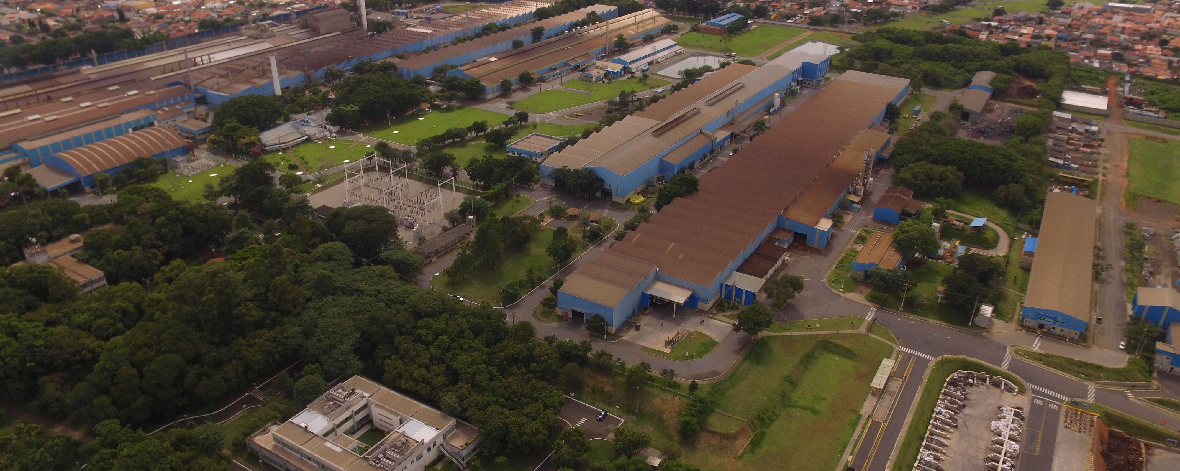 Vista aérea da planta de Sumaré da Villares Metals