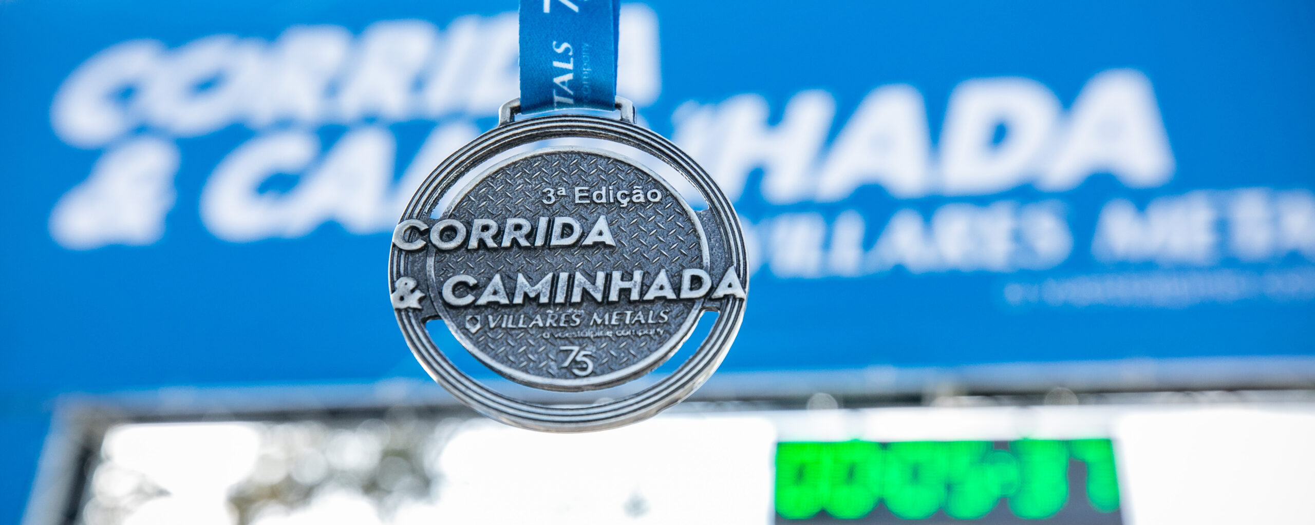 Medalha da corrida e caminhada ADC Villares Metals em comemoração aos 75 anos da empresa